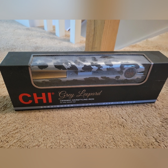 CHI Hairstyling Iron in Leopard Grey NIB - SOLD - Picture 3 of 5
